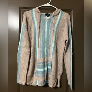 Studio V-Neck Sweater in Beige and Blue